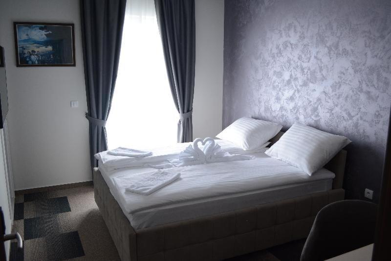 Hotel River Bijeljina Rum bild