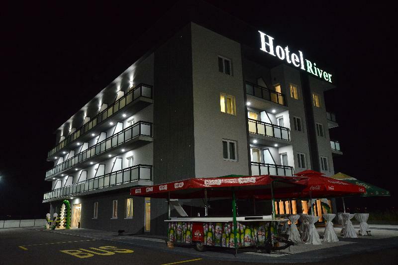Hotel River Bijeljina Exteriör bild